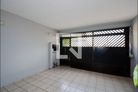 Casa à venda com 188m², 3 quartos e 2 vagas Casa à venda com 188m², 3 quartos e 2 vagasGaragem