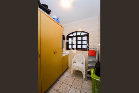 Casa à venda com 188m², 3 quartos e 2 vagas Casa à venda com 188m², 3 quartos e 2 vagasQuarto de Serviço