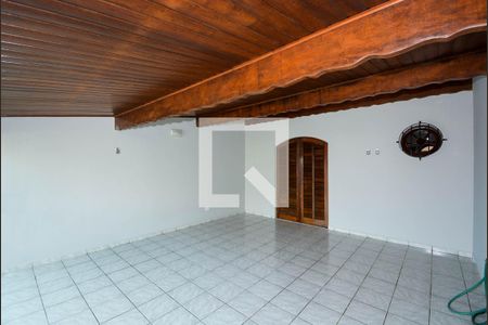 Casa à venda com 188m², 3 quartos e 2 vagas Casa à venda com 188m², 3 quartos e 2 vagasVaranda da Suíte