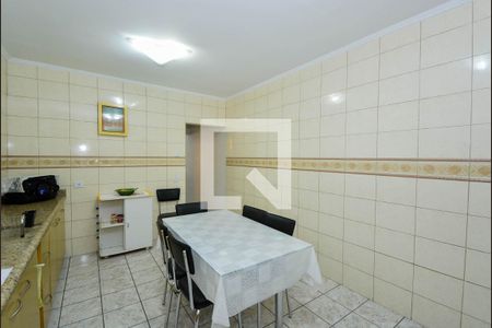 Casa à venda com 188m², 3 quartos e 2 vagas Casa à venda com 188m², 3 quartos e 2 vagasCozinha