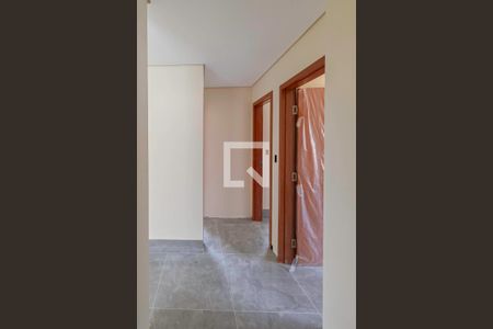 Corredor de apartamento à venda com 3 quartos, 170m² em Planalto, Belo Horizonte