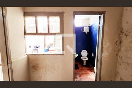 Casa à venda com 349m², 3 quartos e 5 vagas Casa à venda com 349m², 3 quartos e 5 vagasLavanderia