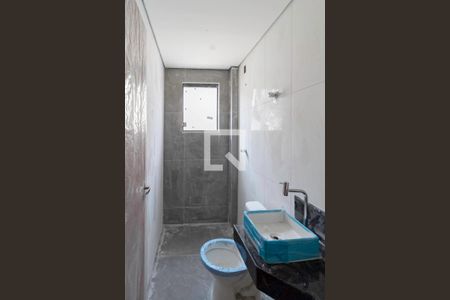 Apartamento à venda com 140m², 3 quartos e 2 vagas Apartamento à venda com 140m², 3 quartos e 2 vagasBanheiro social