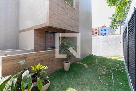 Apartamento à venda com 140m², 3 quartos e 2 vagas Apartamento à venda com 140m², 3 quartos e 2 vagasEntrada