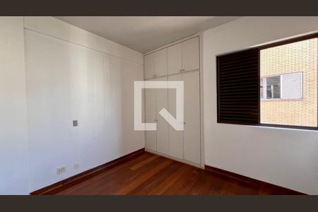 Quarto de apartamento à venda com 4 quartos, 209m² em Funcionários, Belo Horizonte