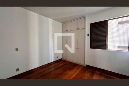 Quarto de apartamento à venda com 4 quartos, 209m² em Funcionários, Belo Horizonte