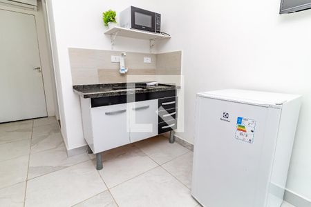 Cozinha de kitnet/studio para alugar com 1 quarto, 25m² em Lapa, São Paulo