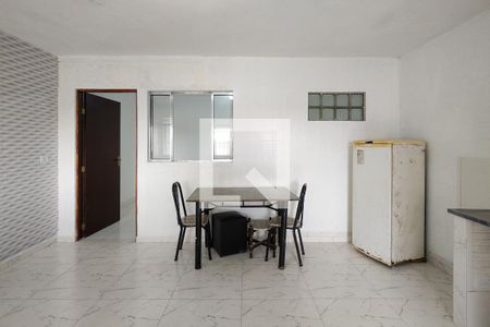 Sala/Cozinha de casa para alugar com 1 quarto, 40m² em Nova Mirim, Praia Grande