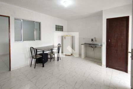 Sala/Cozinha de casa para alugar com 1 quarto, 40m² em Nova Mirim, Praia Grande