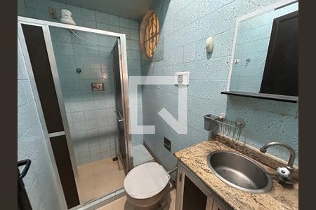 Banheiro de casa para alugar com 2 quartos, 50m² em Piedade, Rio de Janeiro