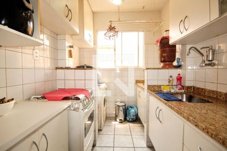 Cozinha de apartamento à venda com 2 quartos, 48m² em Estrela do Oriente, Belo Horizonte