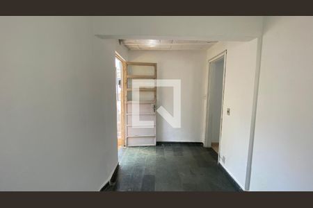 Quarto 2 de casa para alugar com 3 quartos, 90m² em Carlos Prates, Belo Horizonte