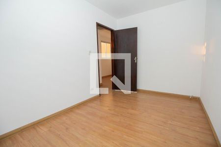 Quarto 1 de apartamento para alugar com 2 quartos, 50m² em Vila Silvia, São Paulo