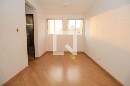 Sala de apartamento para alugar com 2 quartos, 50m² em Vila Silvia, São Paulo