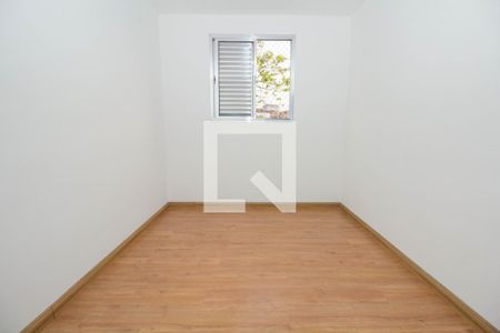 Quarto 1 de apartamento para alugar com 2 quartos, 50m² em Vila Silvia, São Paulo