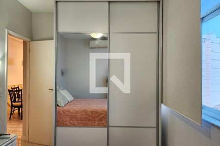 Quarto 1 de apartamento à venda com 2 quartos, 60m² em Lapa, Rio de Janeiro