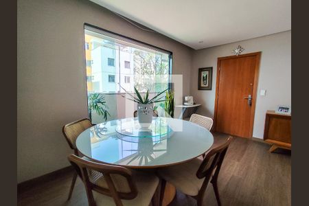 Sala de apartamento à venda com 3 quartos, 89m² em Fernão Dias, Belo Horizonte