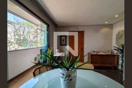 Sala de apartamento à venda com 3 quartos, 89m² em Fernão Dias, Belo Horizonte