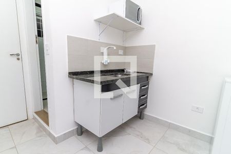 Cozinha de kitnet/studio para alugar com 1 quarto, 25m² em Lapa, São Paulo