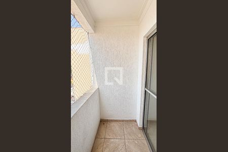 Varanda Sala - Sala de Jantar  de apartamento para alugar com 2 quartos, 60m² em Vila Eldizia, Santo André