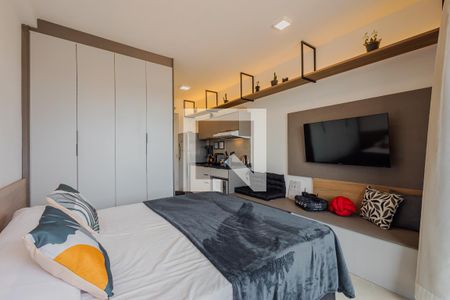 Sala / Quarto de apartamento para alugar com 1 quarto, 24m² em Pinheiros, São Paulo