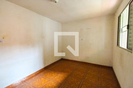 Quarto de casa para alugar com 1 quarto, 90m² em Parque Guarani, São Paulo