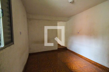 Quarto de casa para alugar com 1 quarto, 90m² em Parque Guarani, São Paulo