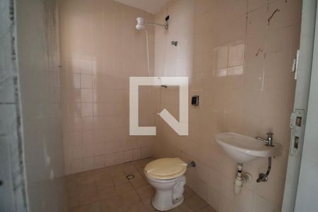 Banheiro Social de apartamento para alugar com 1 quarto, 60m² em Balneario Guarujá, Guarujá