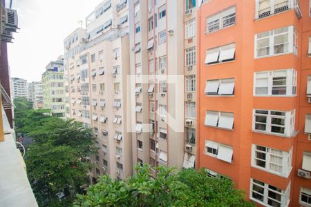 Vista da Sala de apartamento à venda com 2 quartos, 85m² em Copacabana, Rio de Janeiro