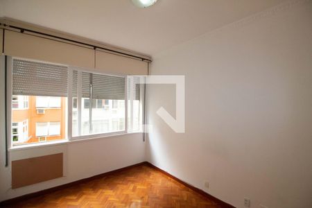 Quarto 1 de apartamento à venda com 2 quartos, 85m² em Copacabana, Rio de Janeiro