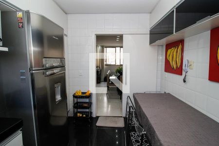 Apartamento para alugar com 256m², 3 quartos e 3 vagas Apartamento para alugar com 256m², 3 quartos e 3 vagasCozinha