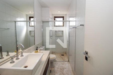 Apartamento para alugar com 256m², 3 quartos e 3 vagas Apartamento para alugar com 256m², 3 quartos e 3 vagasBanheiro - Quarto