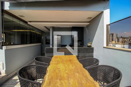 Apartamento para alugar com 256m², 3 quartos e 3 vagas Apartamento para alugar com 256m², 3 quartos e 3 vagasÁrea comum