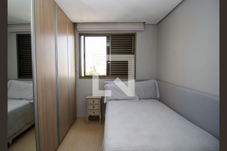 Apartamento para alugar com 256m², 3 quartos e 3 vagas Apartamento para alugar com 256m², 3 quartos e 3 vagasQuarto 3