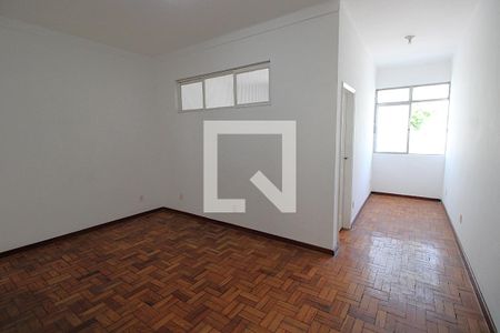 Sala de apartamento para alugar com 1 quarto, 50m² em Irajá, Rio de Janeiro