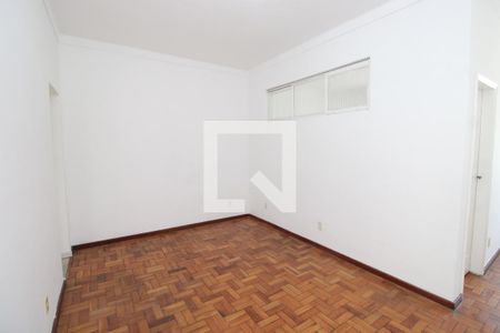 Sala de apartamento para alugar com 1 quarto, 50m² em Irajá, Rio de Janeiro