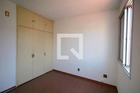 Quarto 1 de apartamento à venda com 2 quartos, 69m² em Santo Antônio, Belo Horizonte