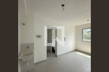 Sala/Cozinha de apartamento para alugar com 2 quartos, 32m² em Jardim Celeste, São Paulo