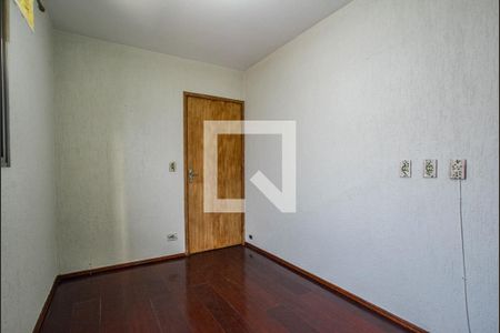 Quarto 2 de casa à venda com 2 quartos, 130m² em Vila Assunção, Santo André