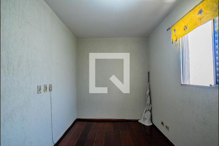 Quarto 2 de casa à venda com 2 quartos, 130m² em Vila Assunção, Santo André