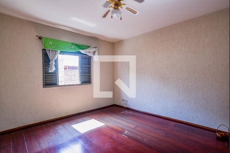 Quarto 1 de casa à venda com 2 quartos, 130m² em Vila Assunção, Santo André