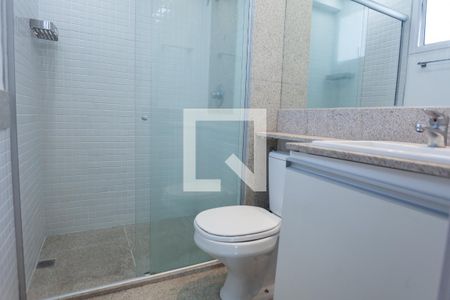 Banheiro da Suíte de apartamento para alugar com 1 quarto, 53m² em Vila da Serra, Nova Lima