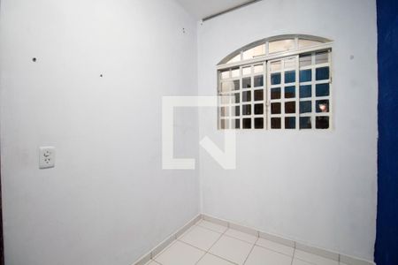 Quarto de casa para alugar com 2 quartos, 45m² em Conjunto H, Brasília