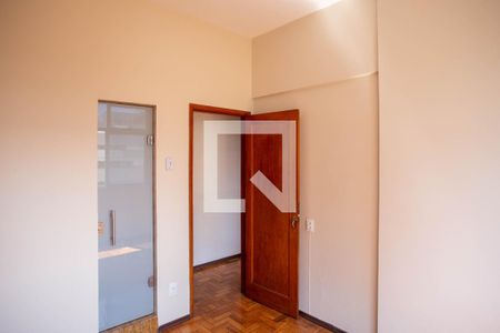 Suíte de apartamento para alugar com 3 quartos, 120m² em Centro, Belo Horizonte