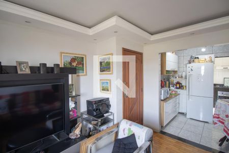 Sala de apartamento para alugar com 2 quartos, 52m² em Colubandê, São Gonçalo