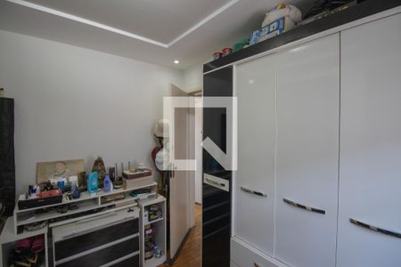 Quarto 2 de apartamento para alugar com 2 quartos, 52m² em Colubandê, São Gonçalo