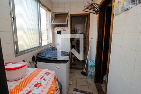 Apartamento à venda com 3 quartos, 207m² em Pompéia, Belo Horizonte