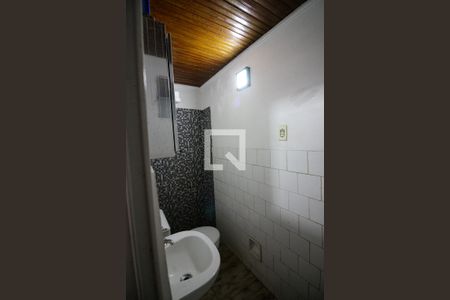 Banheiro de casa para alugar com 1 quarto, 25m² em Cruzeiro Velho, Brasília