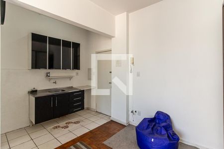 Cozinha de kitnet/studio à venda com 1 quarto, 35m² em Vila Buarque, São Paulo