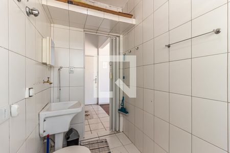 Banheiro de kitnet/studio para alugar com 1 quarto, 35m² em Vila Buarque, São Paulo